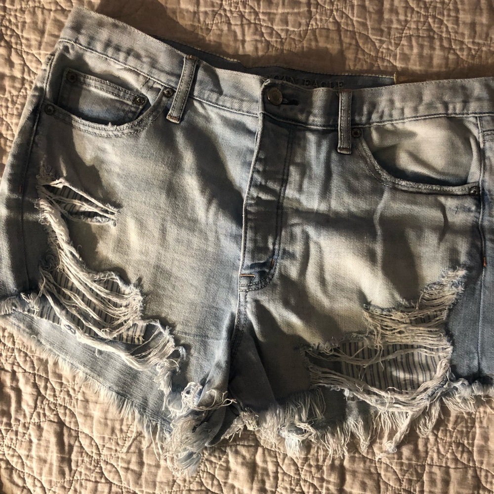 AEO distressed high waisted jeans shorts